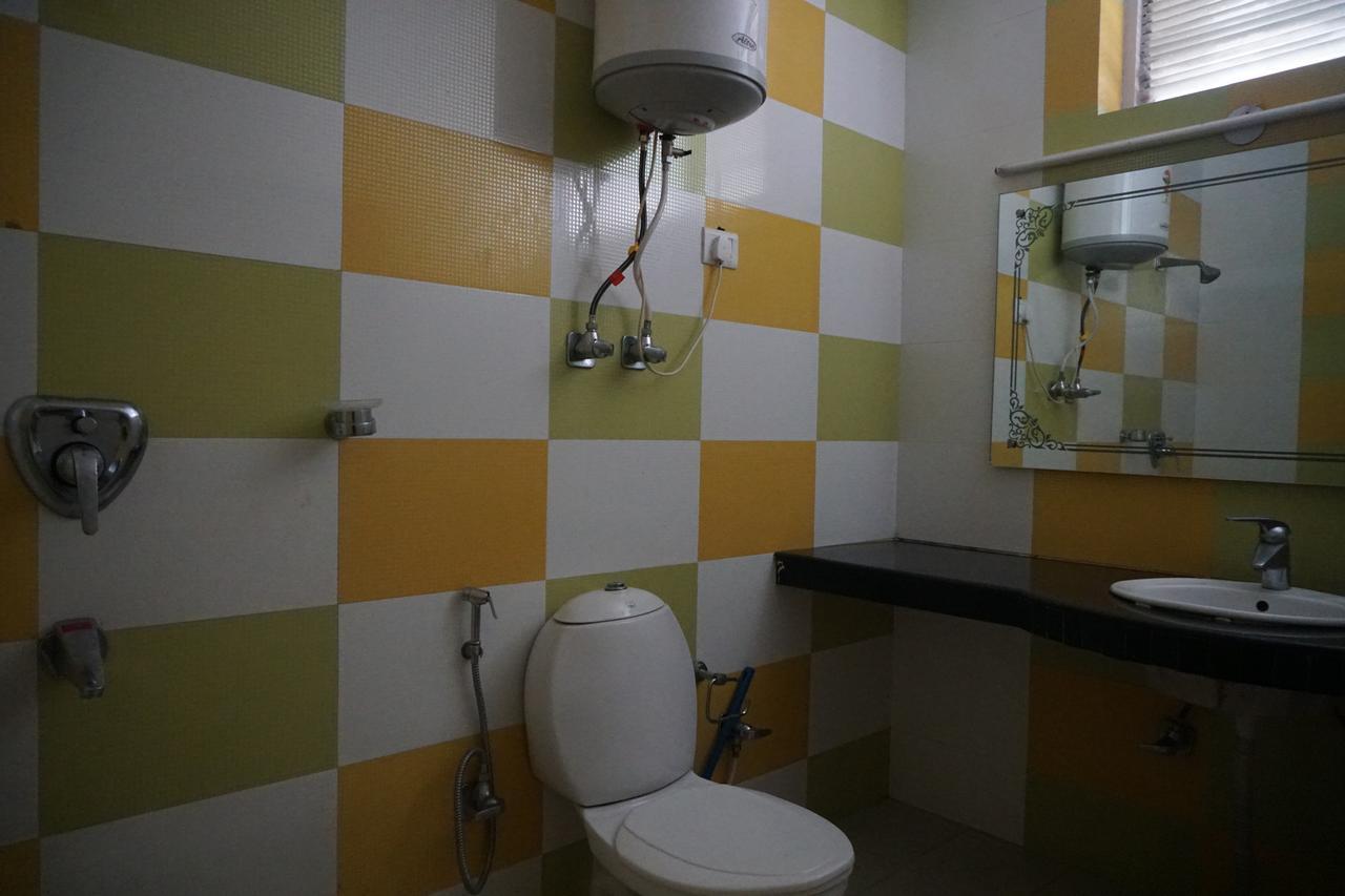 מנאלי Mother Tree Cottage מראה חיצוני תמונה